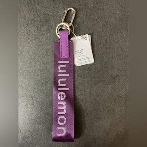 Lululemon Never Lost Keychain- NWT 🌸